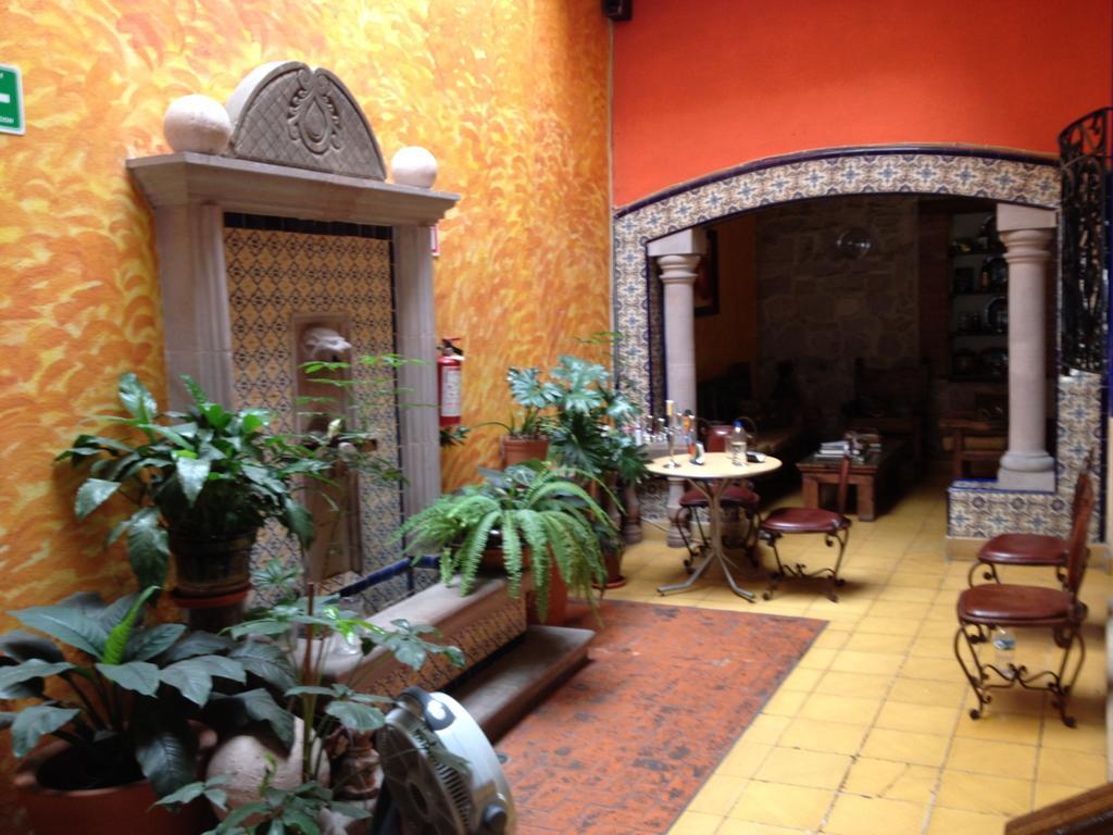 Hostal Casa Castillo Morelia Ngoại thất bức ảnh