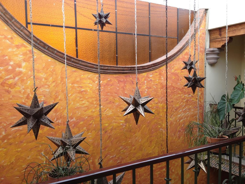 Hostal Casa Castillo Morelia Ngoại thất bức ảnh