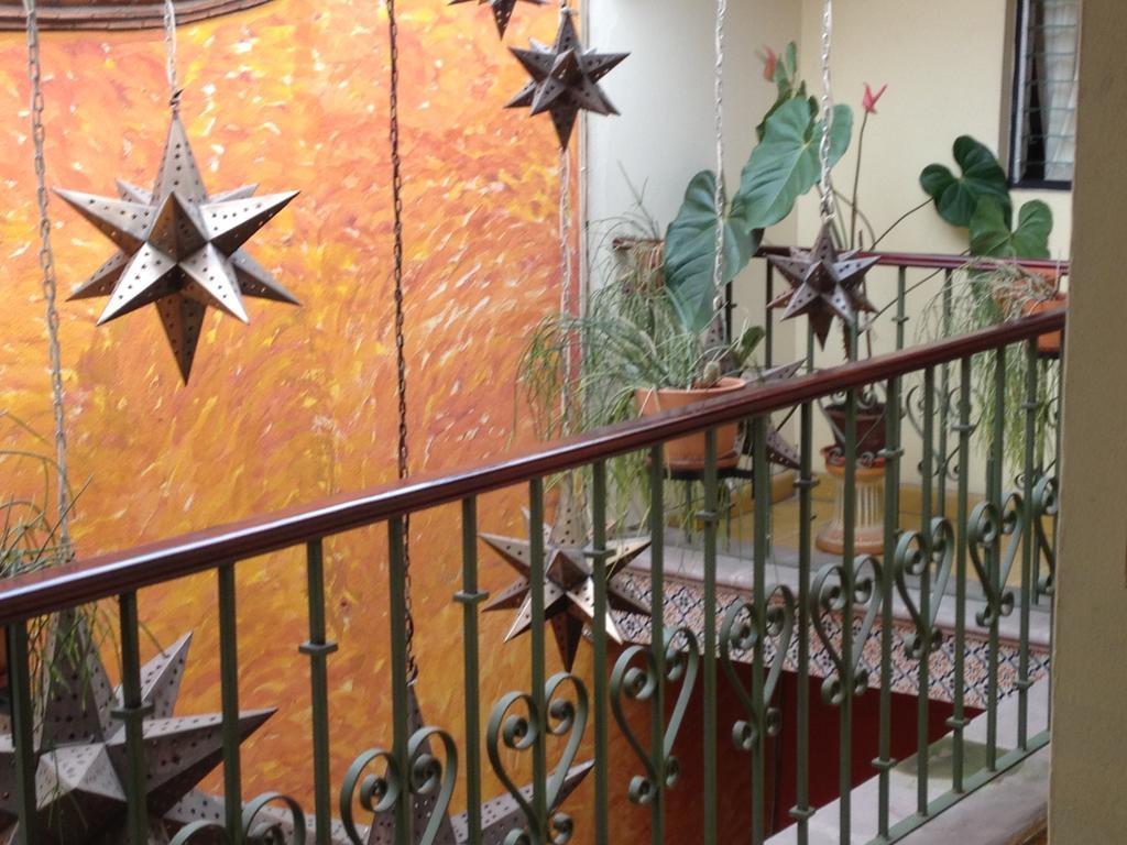 Hostal Casa Castillo Morelia Ngoại thất bức ảnh