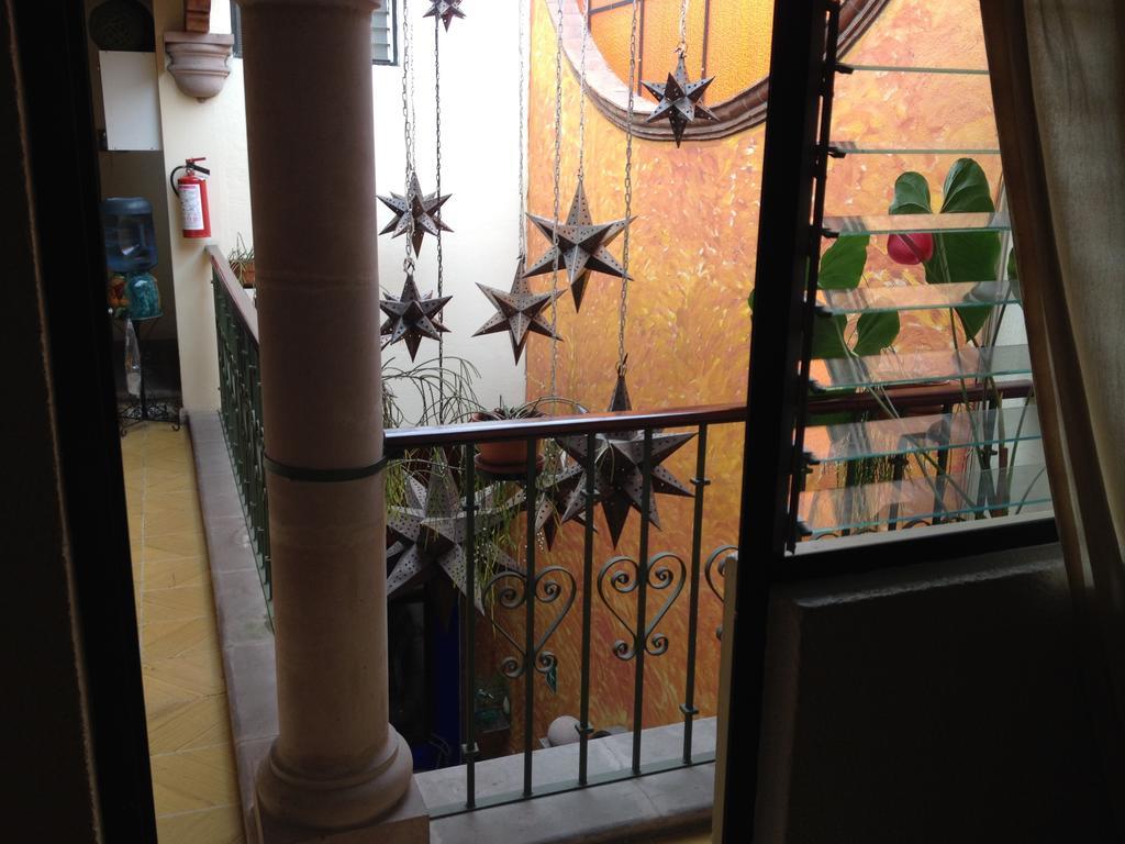 Hostal Casa Castillo Morelia Ngoại thất bức ảnh