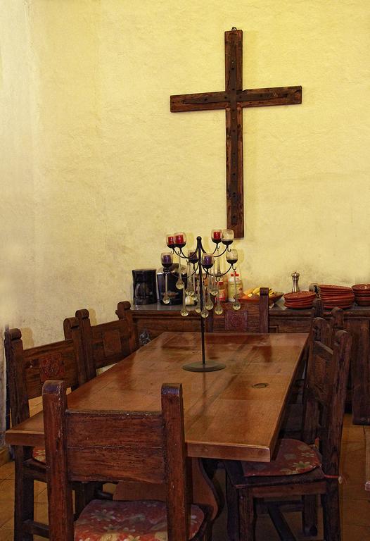 Hostal Casa Castillo Morelia Ngoại thất bức ảnh