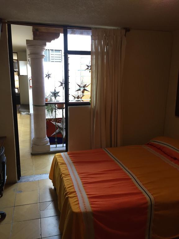 Hostal Casa Castillo Morelia Ngoại thất bức ảnh