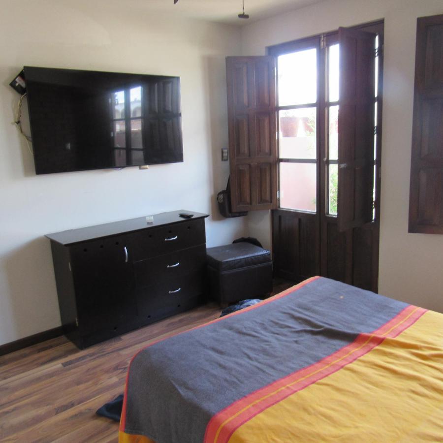 Hostal Casa Castillo Morelia Ngoại thất bức ảnh